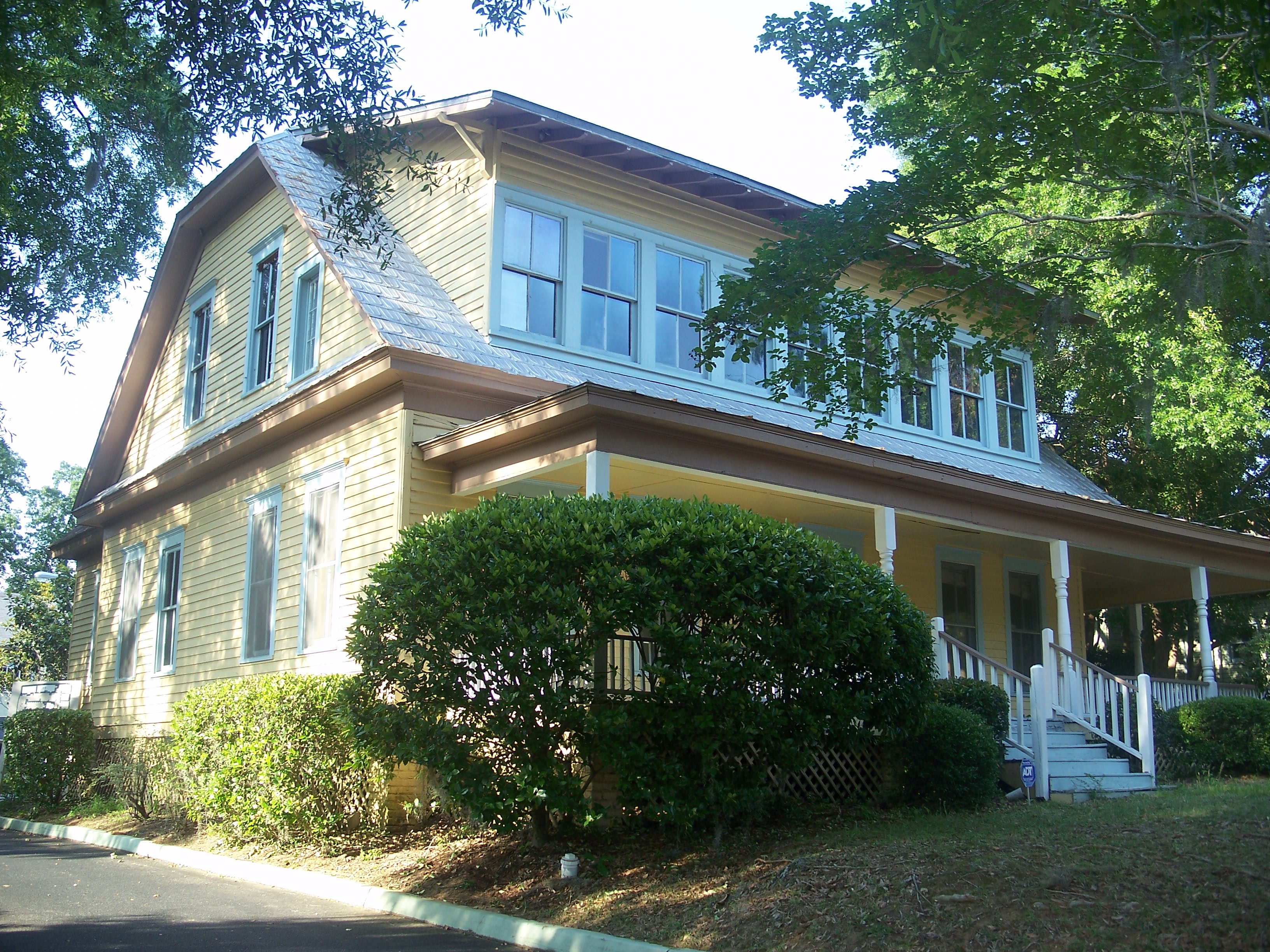 A Southern home in Tallahassee's Magnolia Heights neighborhood